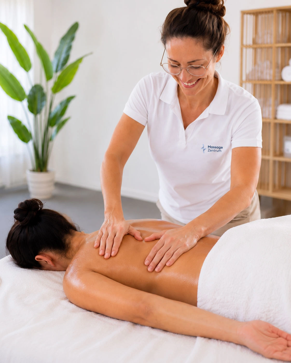 Therapeutische Massage – gezielt behandeln im Massage Zentrum Richterswil